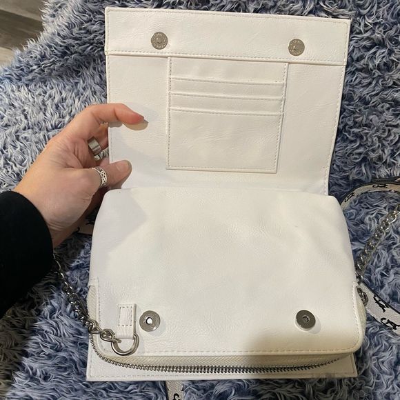 Steve Madden Monogram Pink/ Orange Wallet Chain Crossbody - Picture 6 of 16